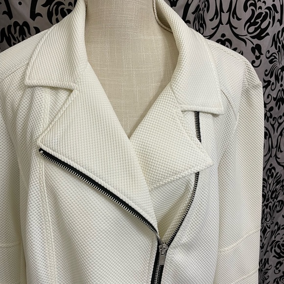 ⚡️ FLASH - White zipper blazer jacket - Picture 2 of 10